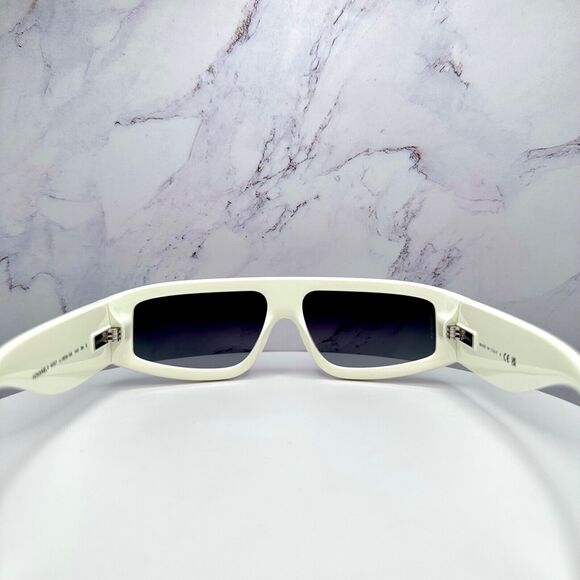 New CHANEL Sunglasses - Picture 13 of 16